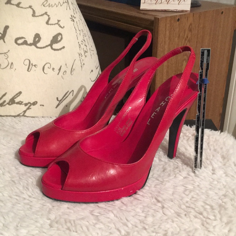 😍Michael slingback peep toe Red Heels. Size 6-1/2